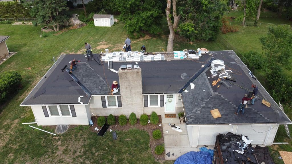 How to Handle Emergency Roof Repairs in Kansas City